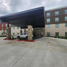 Commercial-Property-Concrete-Cleaning-Services-at-Holiday-Inn-Express 0