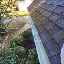 Curb-Appeal-Restoration-House-Wash-and-Gutter-Clean-Out 8
